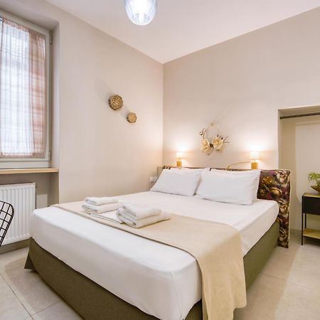 Apartamento Pagrati/Hilton Area, Bentzi Atenas Exterior foto