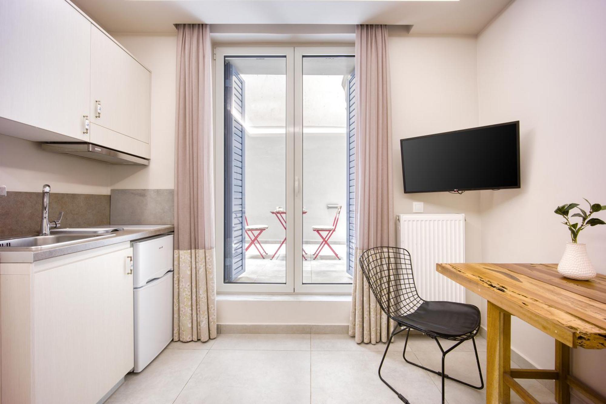 Apartamento Pagrati/Hilton Area, Bentzi Atenas Exterior foto